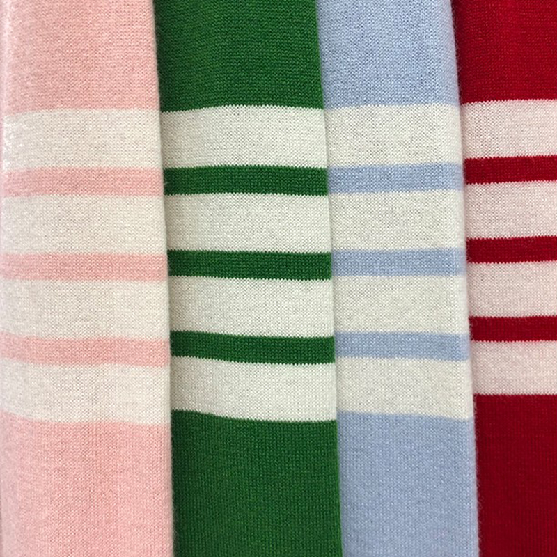 TB羊绒4扣开衫长袖针织毛衣外搭男女情侣款外套四条杠修身上衣女 - 图2