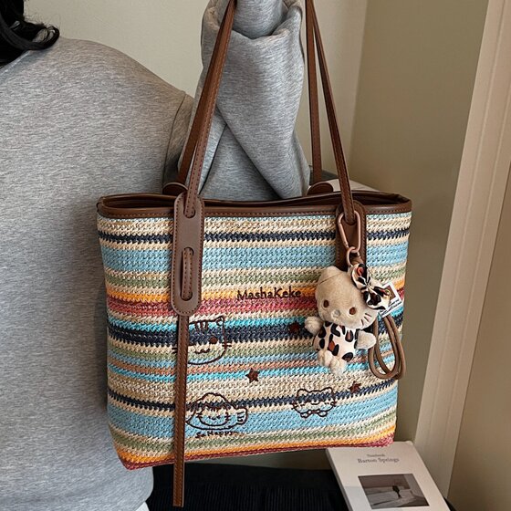 Super popular rainbow woven bag women's 2026 new summer commuting versatile single shoulder large capacity straw tote bag