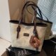 High-end large-capacity commuting tote bag