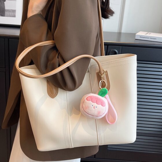 High-end versatile shoulder large bag for women 2026 new trendy fashionable casual simple large-capacity commuter tote bag