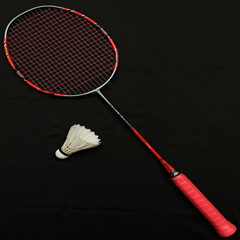 专业高端羽毛球拍正品碳素纤维进攻二次成型实心中杆46T内发泡 - 图1