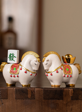马年红色唐马吉祥物茶桌摆件