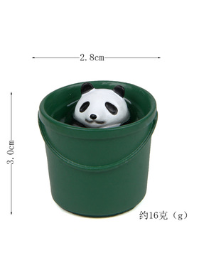 躲猫猫水桶熊猫憨实大熊猫
