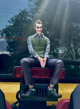 joker坐姿小丑尾部挂件装饰格调