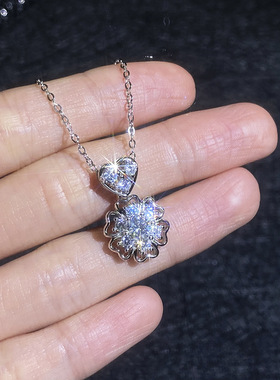 爱心花朵设计纯银莫桑钻吊坠