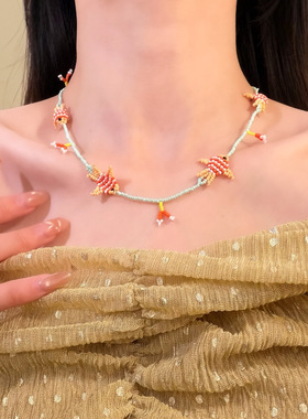 2026韩国新款爆款彩色串珠小鱼项链轻奢高级感锁骨链甜美精致项饰