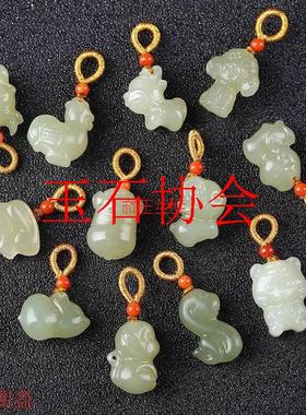 属相兔子猪龙虎小滴溜青白玉挂件