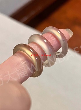 玛瑙戒指白月光马料香槟金白玉髓指环素圈高冰种玉石男女情侣戒圈