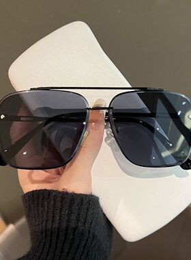复古飞行员渐变蓝双梁防UV墨镜