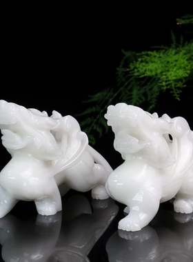 天然阿富汗白玉飞天貔貅摆件