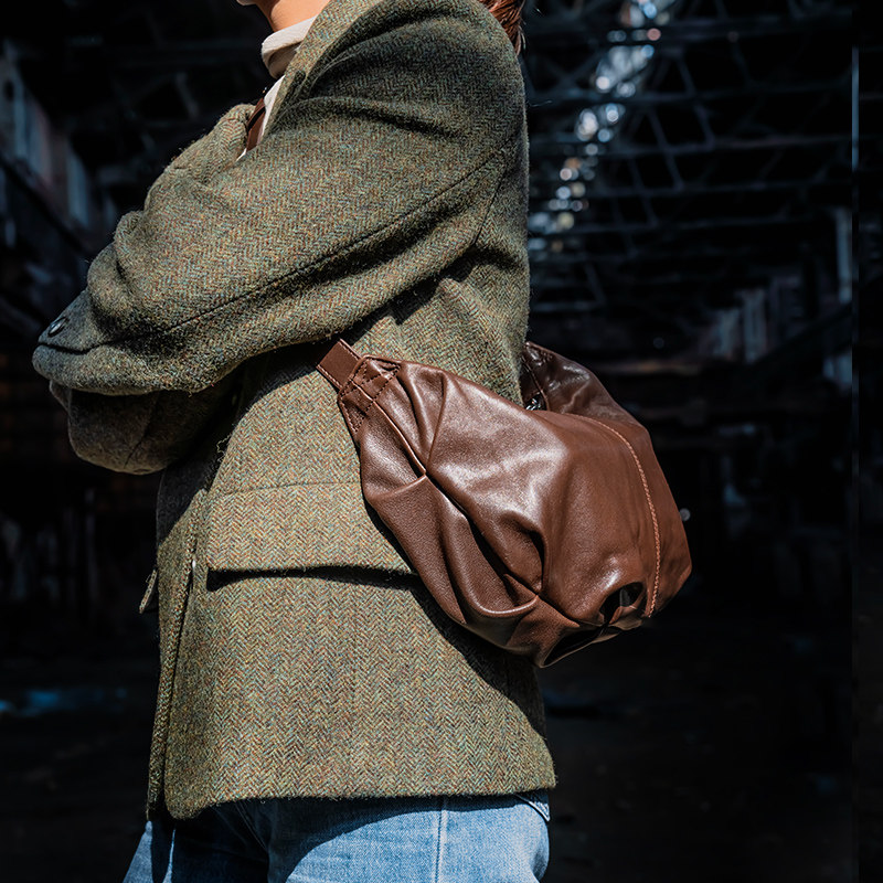 头层植鞣羊皮复古软皮牛角包单肩腋下斜挎手提饺子包小众休闲百搭