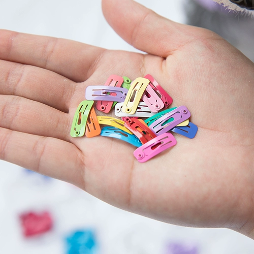 Аксессуал для волос домашних животных BB Clip 2 см мини -маленький квадратный йоркшамкс злуя собака раскрашенные в волосы клип