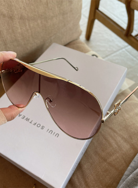 明星同款遮阳椭圆形脸PC金色网红