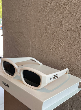 张凌赫同款墨镜猫眼男小框