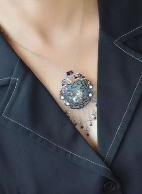 原创设计s925银镶嵌和田玉方形珐琅配多宝鲤鱼跃龙门中国风吊坠女