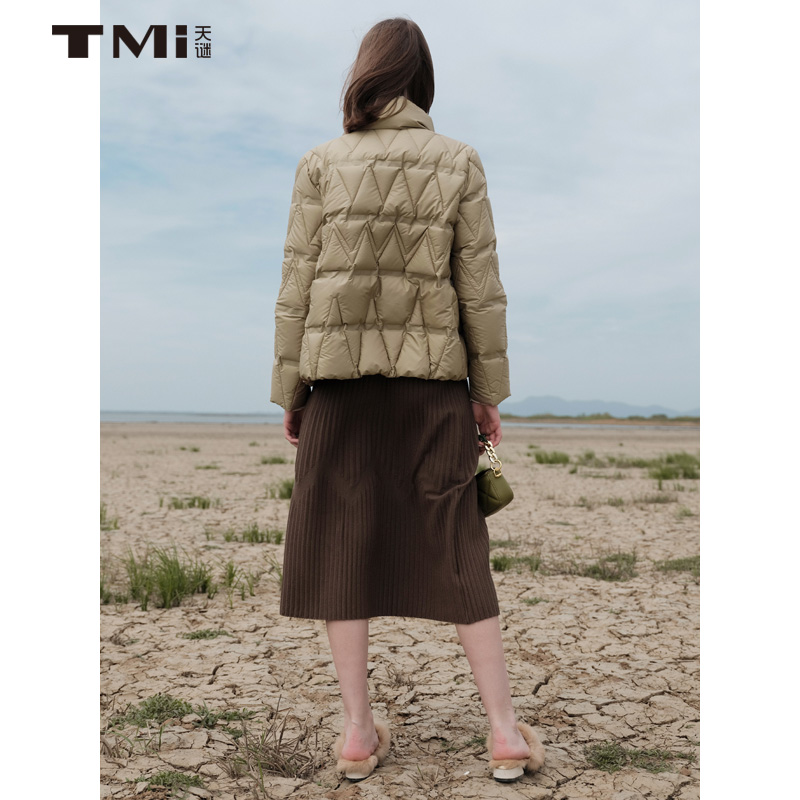 天谜半身裙百褶针织纯色弹性简约气质舒适长裙冬季女装TMi224120 - 图3