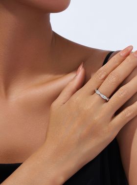 S925纯银莫桑石戒指女轻奢小众