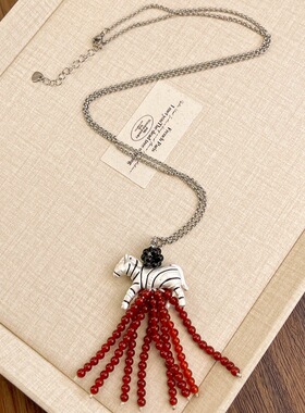 新款复古少女斑马天然石新款吊坠项链女钛钢毛衣链设计感小众饰品