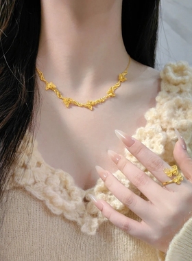 在逃公主镂空花丝蝴蝶项链戒指黄