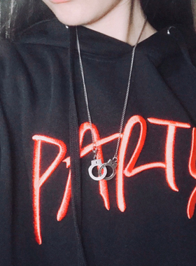 刻字母手铐情侣钛钢毛衣链