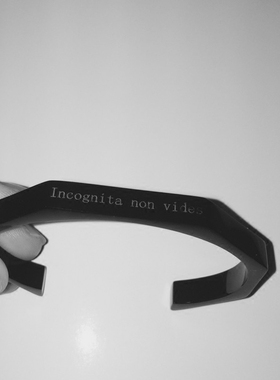 刻字欧美几何风格情侣钛钢手镯