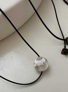 2024新款简约几何图案银色项链