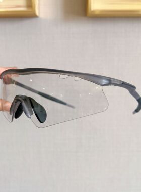 变色防紫外线大框骑行太阳镜