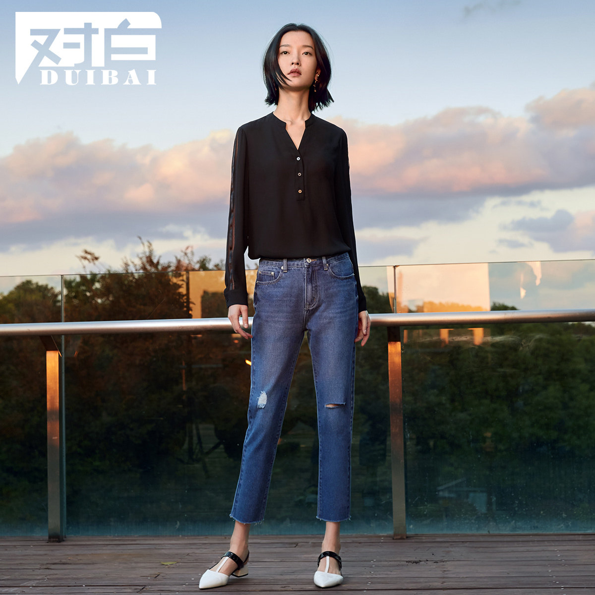 【杜鹃同款】对白简约通勤v领衬衫 对白蕾丝衫/雪纺衫