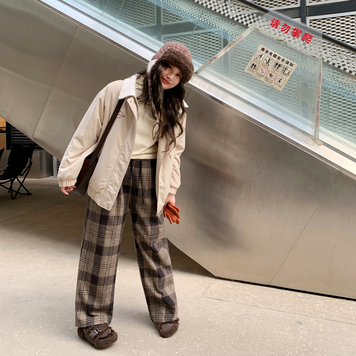 YUZI格纹阔腿裤咖色复古高级感松紧高腰宽松显瘦休闲裤大码女装,淘宝优惠券,粉丝福利购,淘宝优惠卷