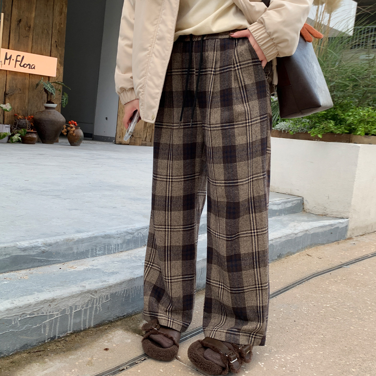 YUZI格纹阔腿裤咖色复古高级感松紧高腰宽松显瘦休闲裤大码女装,淘宝优惠券,粉丝福利购,淘宝优惠卷