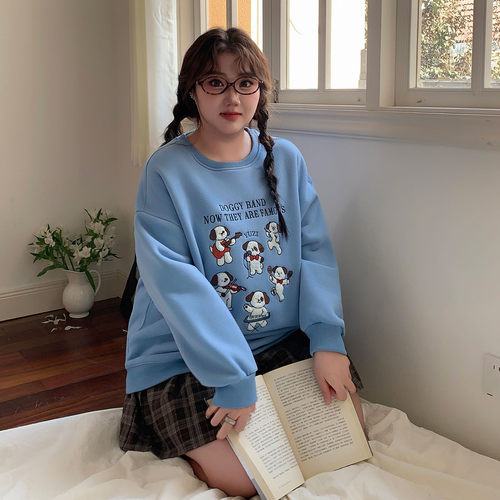YUZI鱼子加厚小狗刺绣卫衣特大码女装圆领宽松落肩袖减龄可爱胖mm - 图0