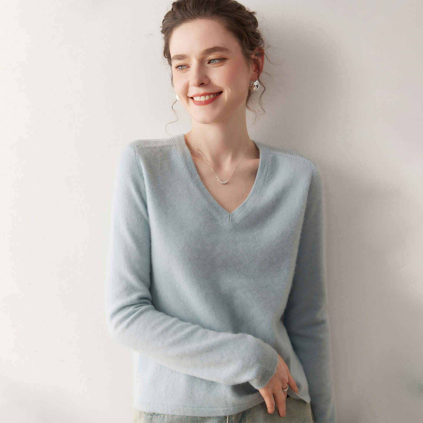 超软糯100纯山羊绒衫女V领宽松针织打底衫慵懒风显瘦羊绒毛衣秋冬 - 图2