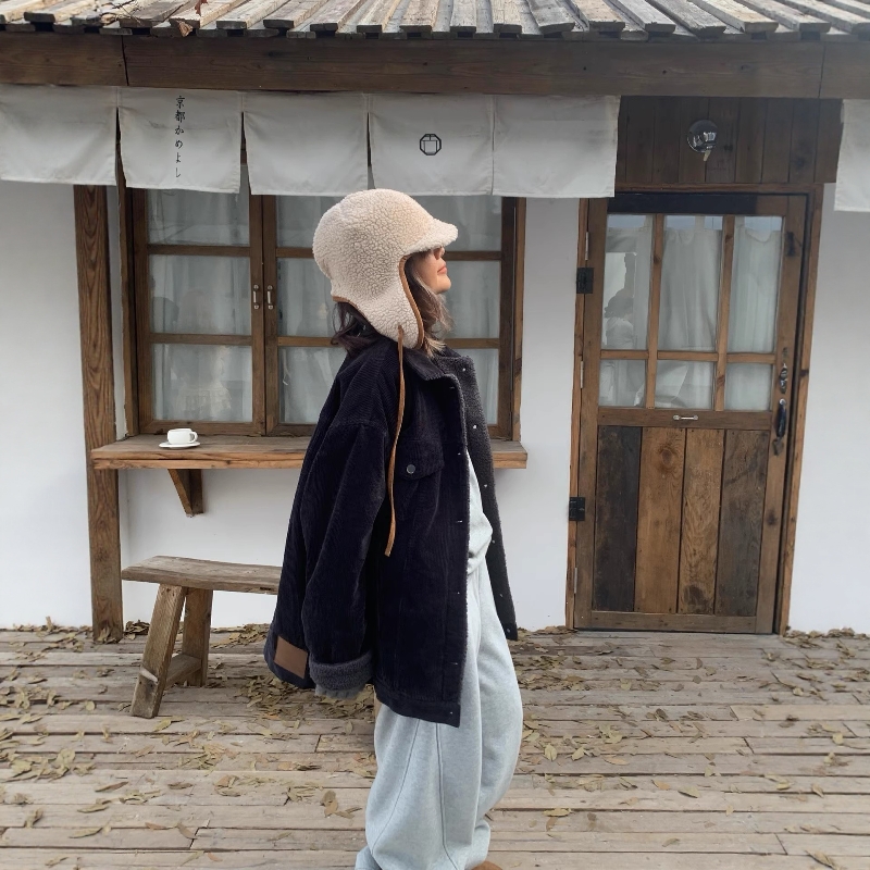 2025秋冬one seven新款宽松百搭加绒保暖复古灯芯绒羊羔毛外套女 - 图2