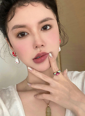 Oups张嘉倪同款紫眼爱心戒指