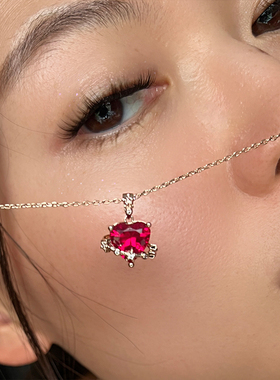 送女友爱心星球项链LHWindsor