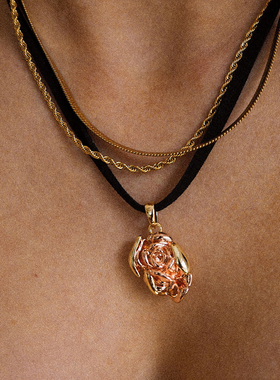 LUVAJ绒带玫瑰吊坠项链轻奢小众