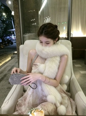 围巾女款2026新款奢感100%狐狸毛真毛皮草围脖娇嗲千金感披肩围巾