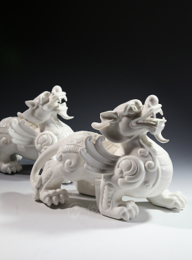 微美德化陶瓷貔貅摆件
