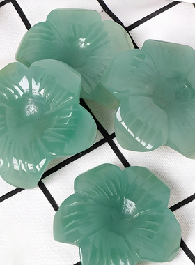 天然水晶雕刻件东陵玉花托摆件水绿东陵原石打磨花瓣装饰摆件