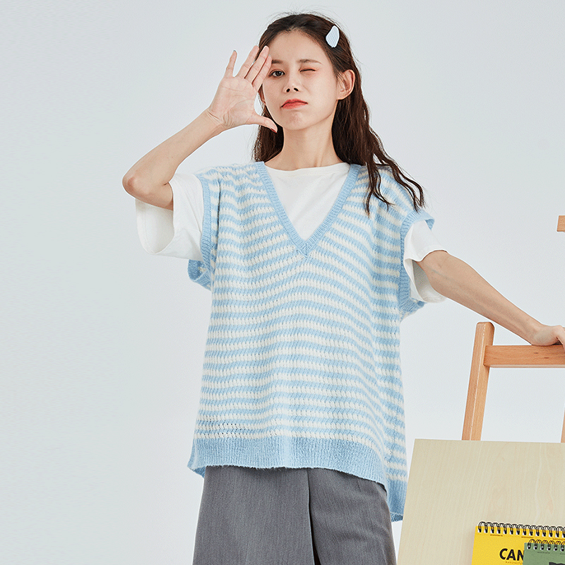 【11点官补4到手70.9】唐狮V领条纹背心女
