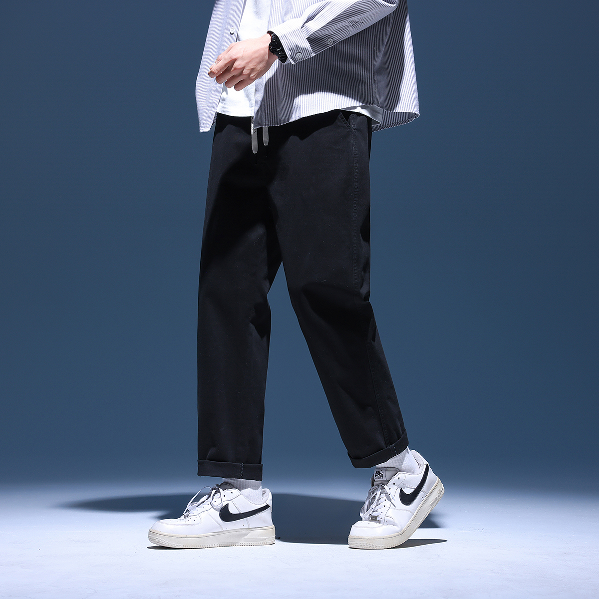 唐狮2025秋季新款休闲裤宽松直筒工装裤子男生黑色修身潮牌加绒 - 图1