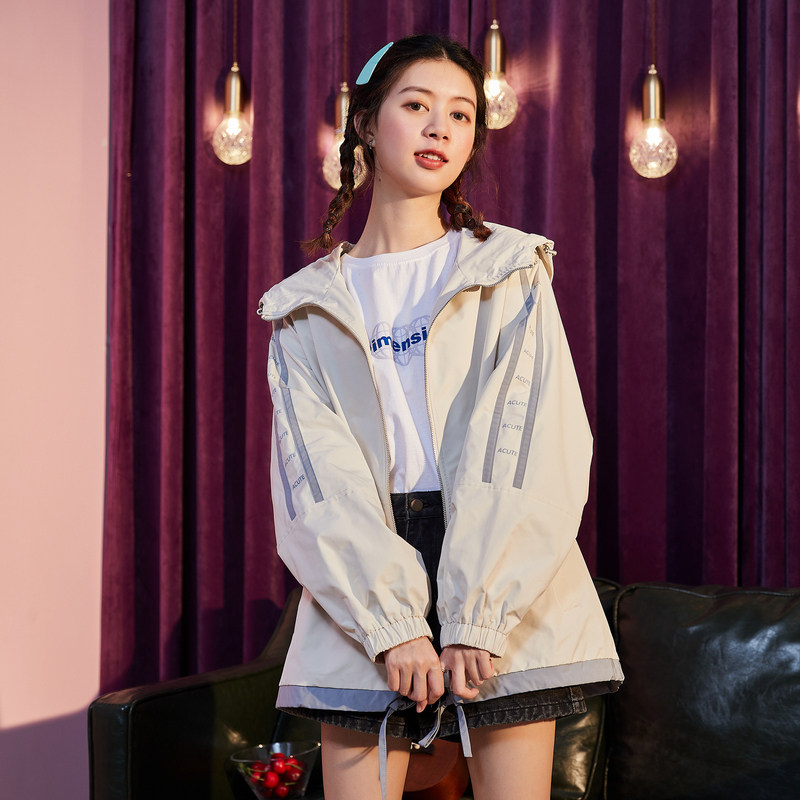 唐狮2020秋季新款短款外套宽松休闲 唐狮天悦短外套