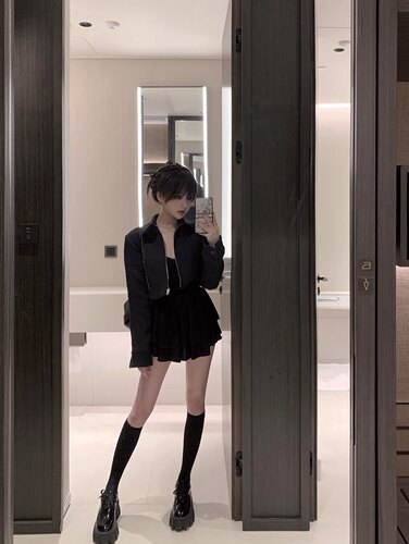 ROUGE DIAMOND RECTO 1:1/黑色粉色不规则下摆翻领拉链短西装外套 - 图3