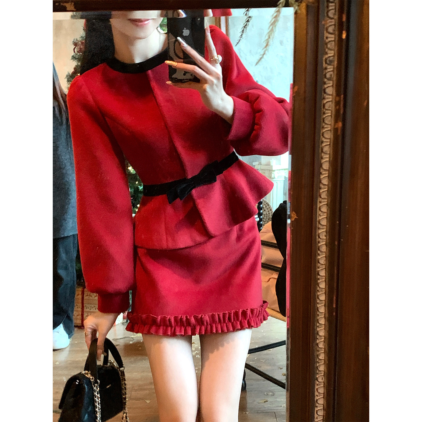 韩语琳 圣诞氛围感穿搭红色套装女毛呢外套半身裙两件套,淘宝优惠券,粉丝福利购,淘宝优惠卷