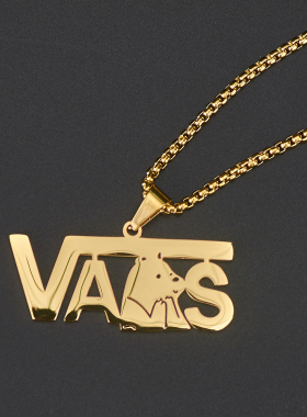 vans潮牌联名小熊钛钢吊坠项链