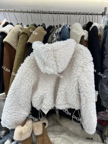 Miss家 连帽毛毛拉链外套2025秋冬新款减龄卫衣式皮毛一体外套女 - 图0