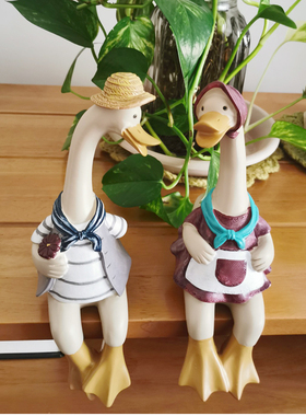 角落布置歪头室外阳台造景装饰品