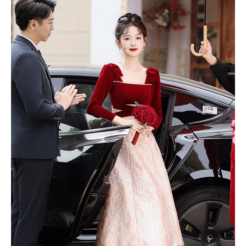 红色敬酒服新娘小个子订婚礼服连衣裙回门便装2025新款高级秋冬季 - 图1