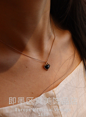 复古重工黑桃心项链满钻包边爱心