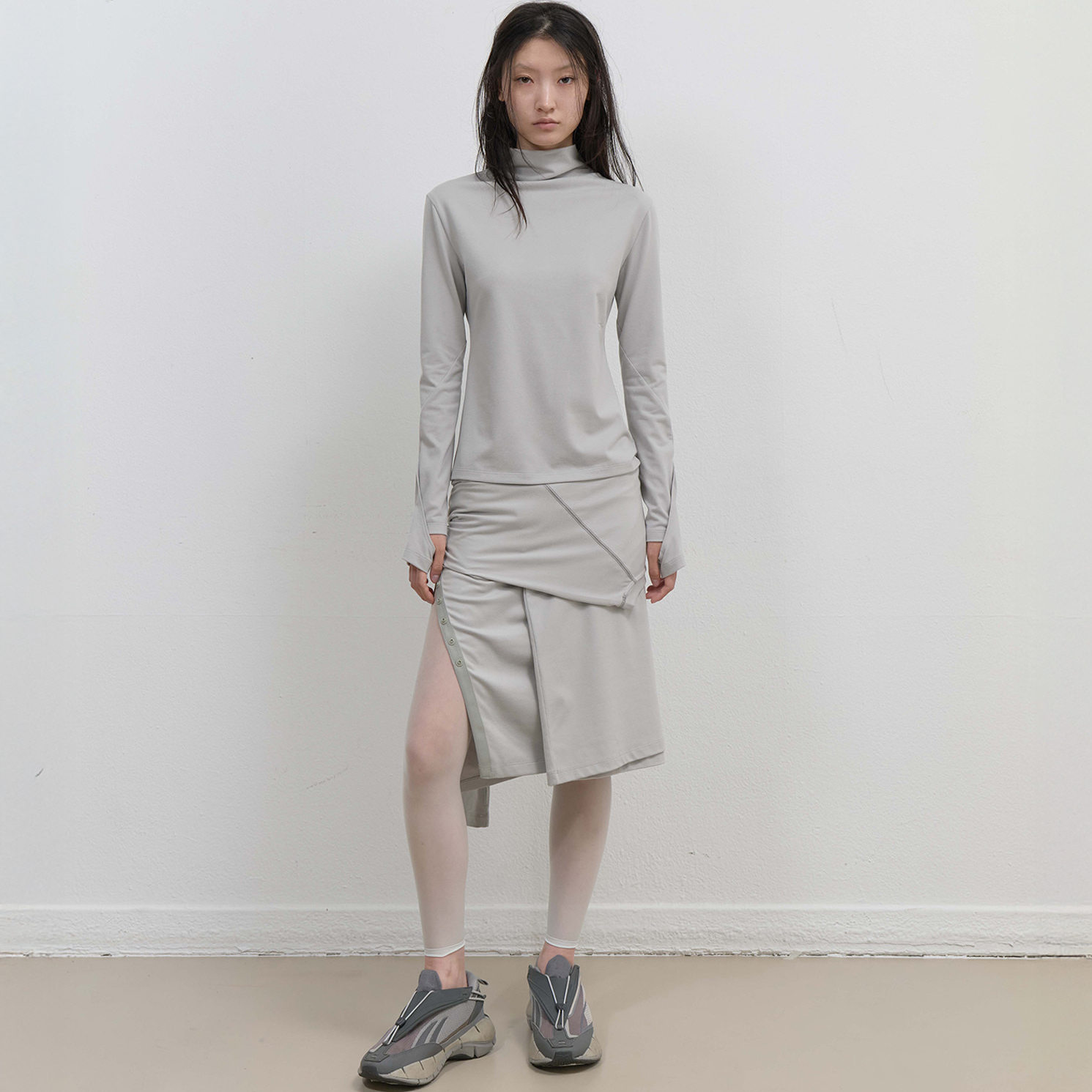 OJOS 25秋新品纯色高领长袖T恤后背拉链设计百搭打底衫韩国代购 - 图1